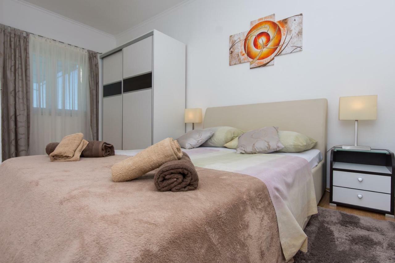 Apartmani Zana Okrug Gornji Exterior foto